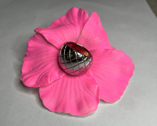 Anello griglia lucida argento con pattern geometrico, acciaio inossidabile placcato argento, modello