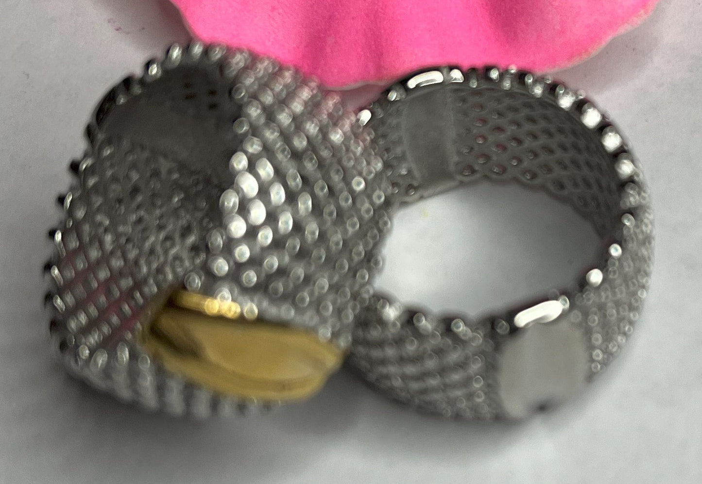 Anello Urban Mesh - Texture Metallica Placcato Argento e Oro