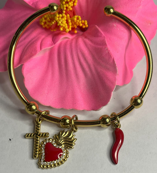 "Braccialetto Trio Charms dorato con cuore strass, angelo custode e cornetto rosso portafortuna"