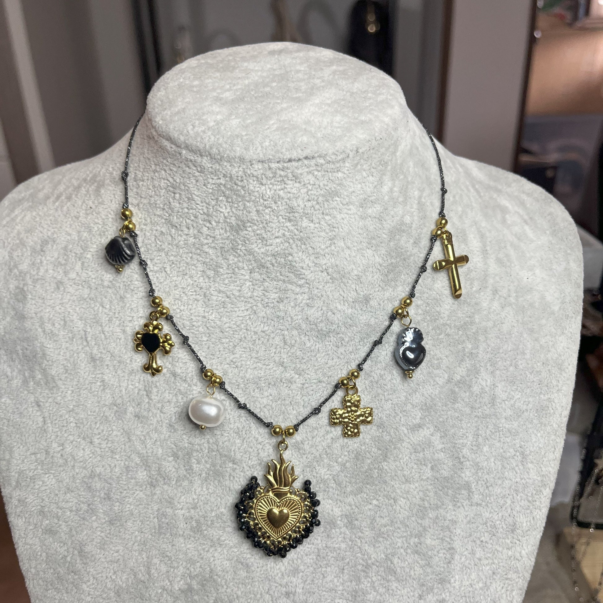 Collana-Santo-Graal-Cuore-Sacro-7.jpg