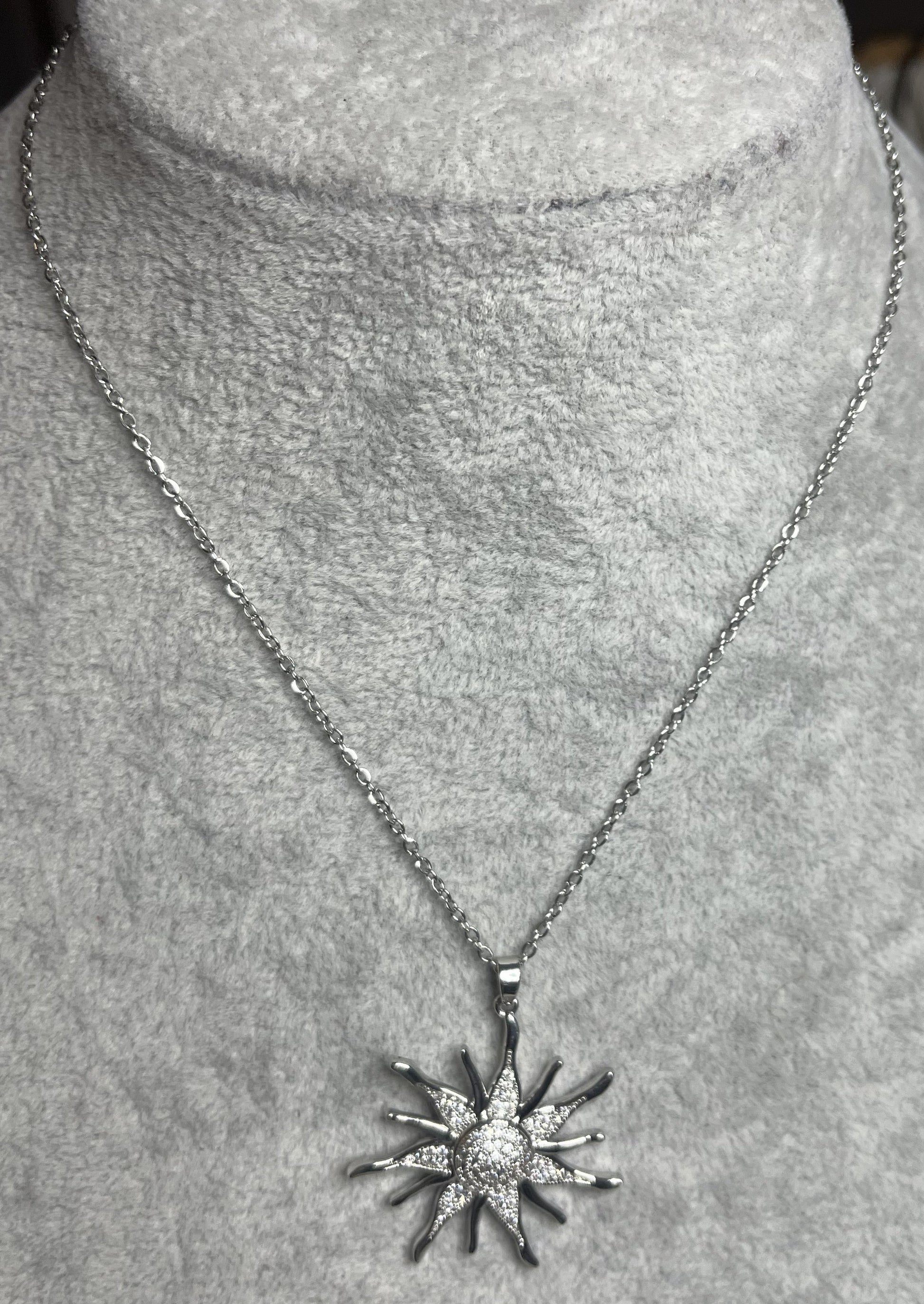 Collana Sole Splendente Acciaio Ottone Cristalli - Placcata Oro Argento