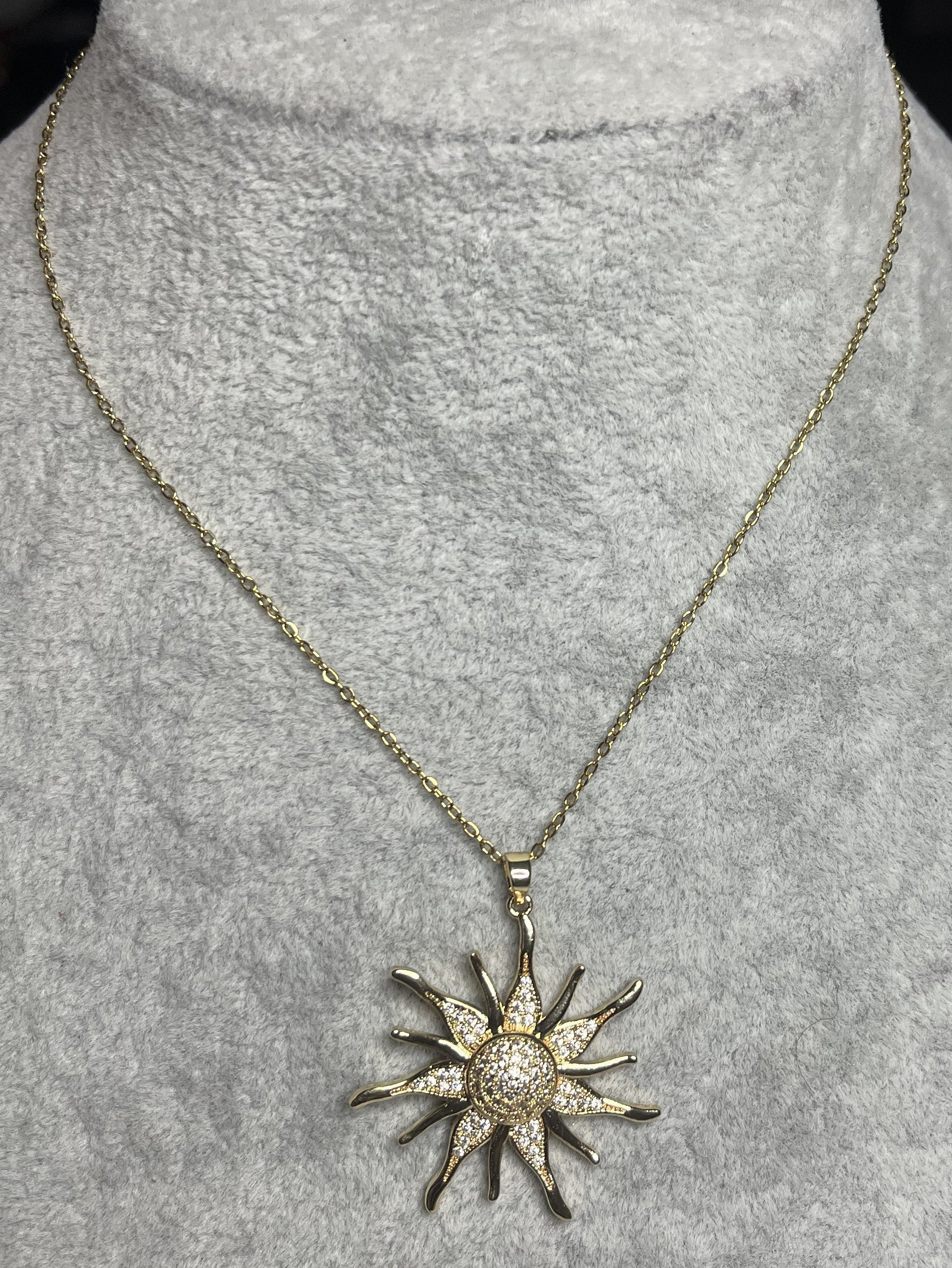 Collana Sole Splendente Acciaio Ottone Cristalli - Placcata Oro Argento