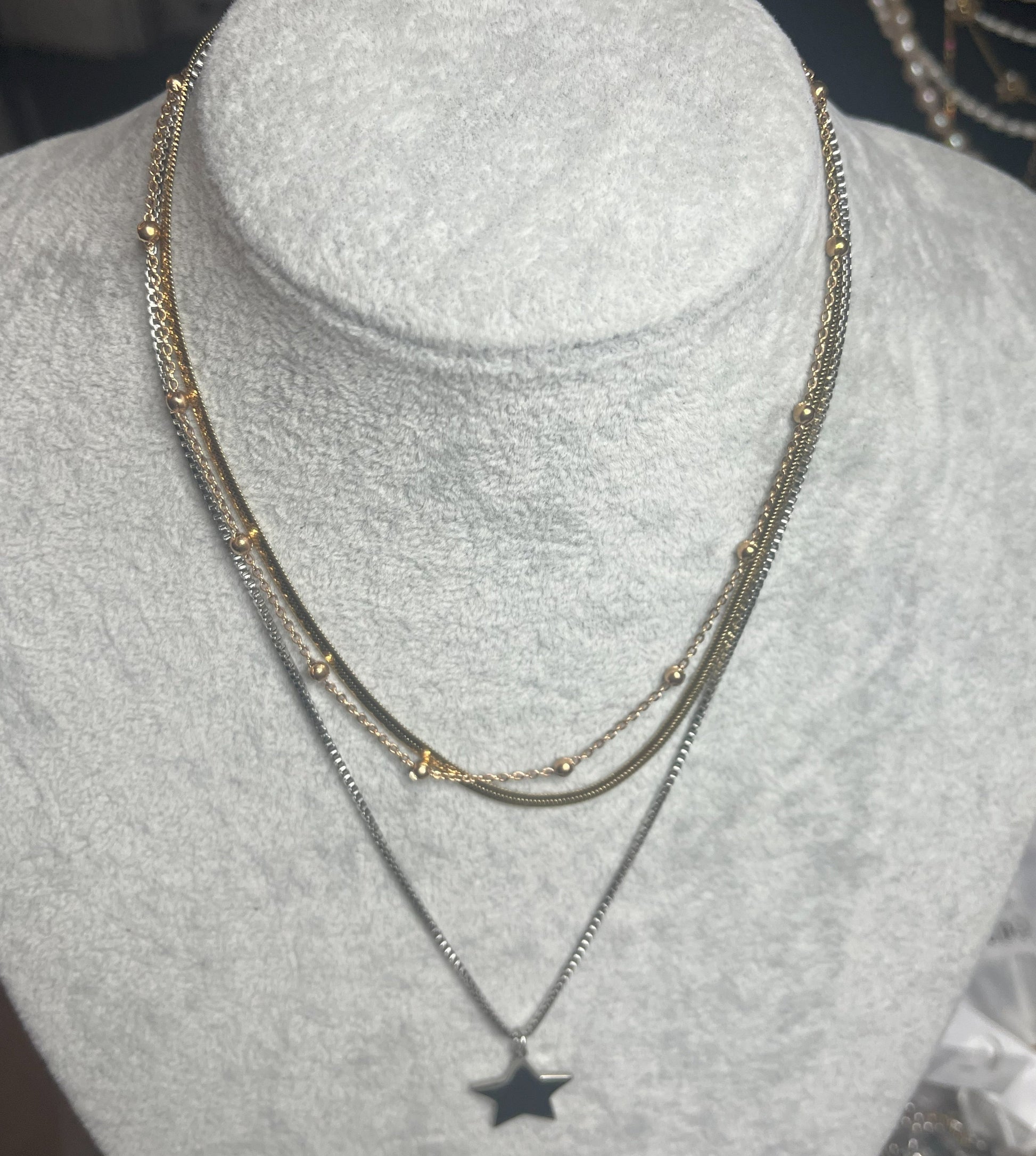 collana triplo giro con ciondolo stella argento, catene dorate, argentate e oro rosa, in acciaio inossidabile placcato