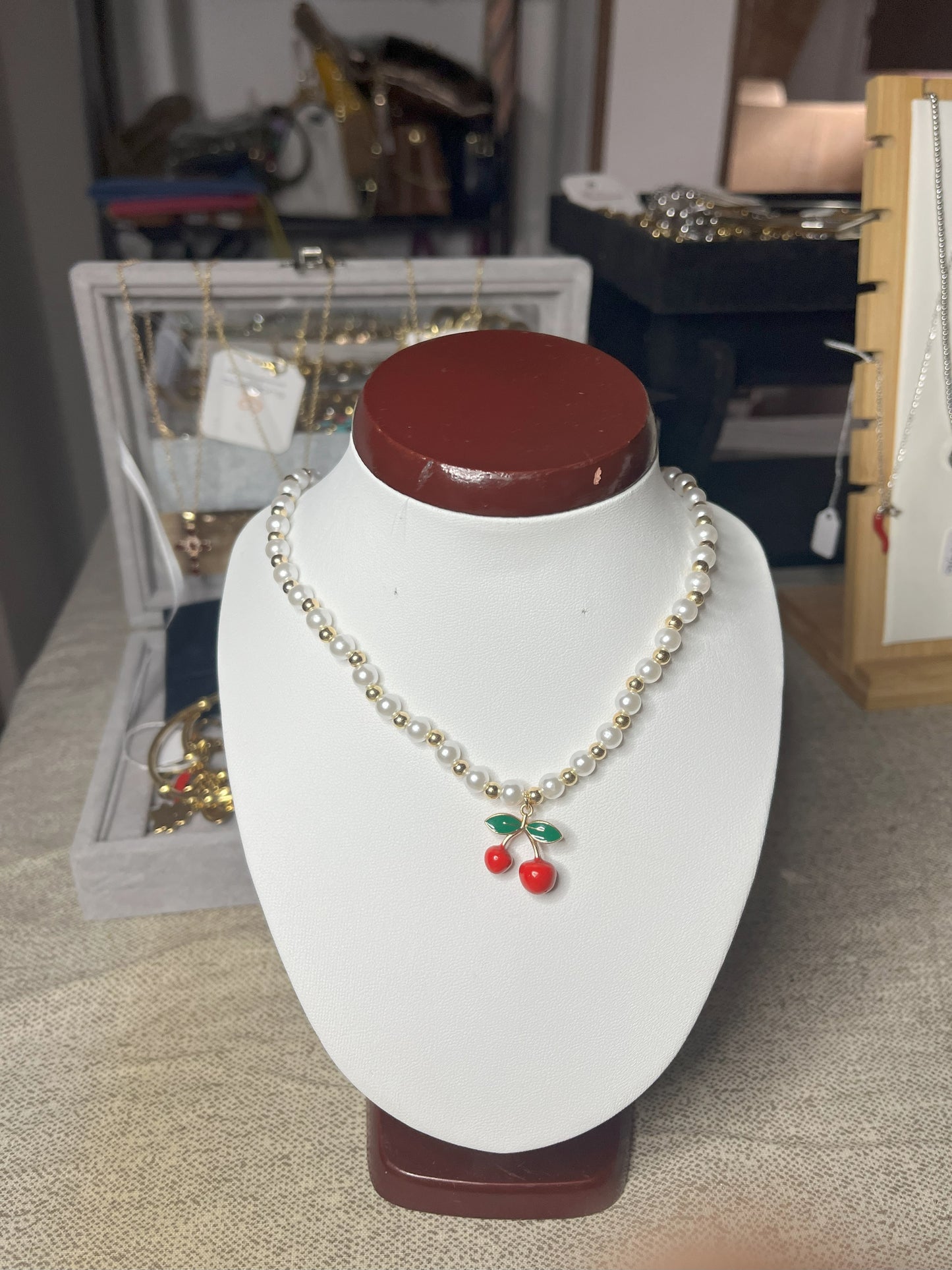 Collana perle e ciliegie