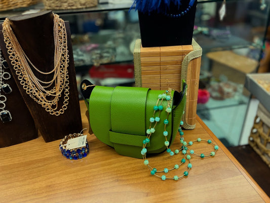 Collezione Luna di borse e accessori colorati - borse a tracolla, collane e braccialetti in vari colori vivaci