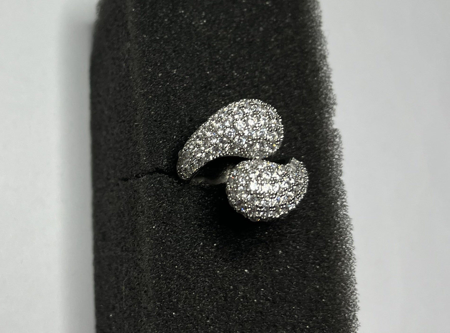 Anello Pavé Argento Doppia Foglia Zirconi Brillanti Aperto Regolabile