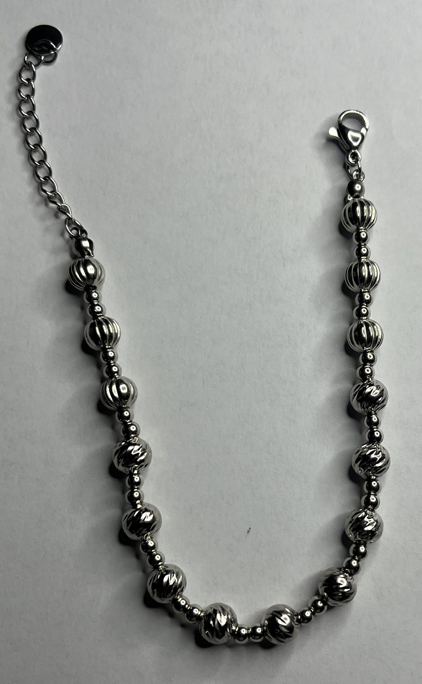 Bracciale Sfere Lucenti in Acciaio Inox Placcato Argento