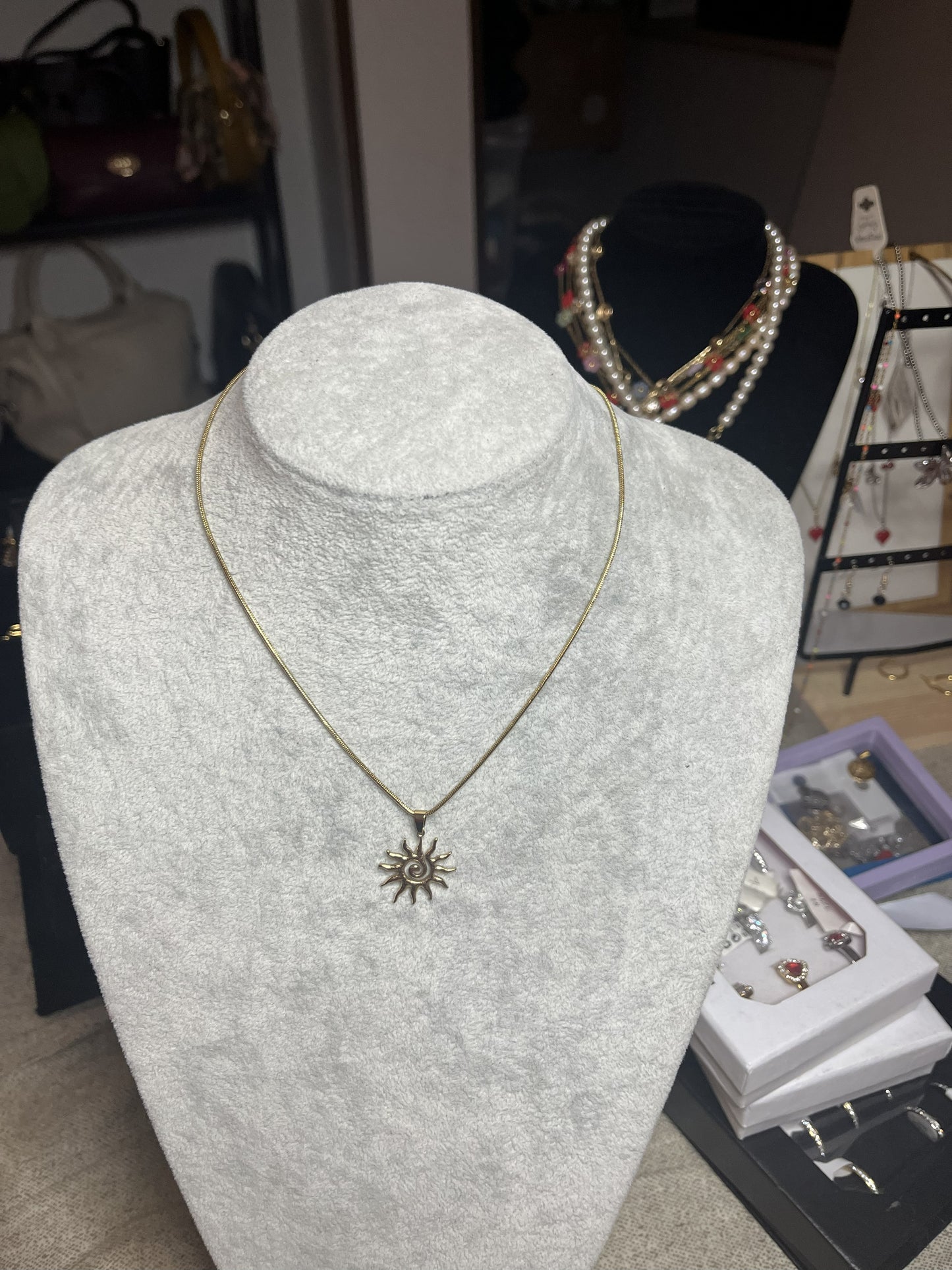 Collana Acciaio Inossidabile Ciondolo Sole Raggiante Oro