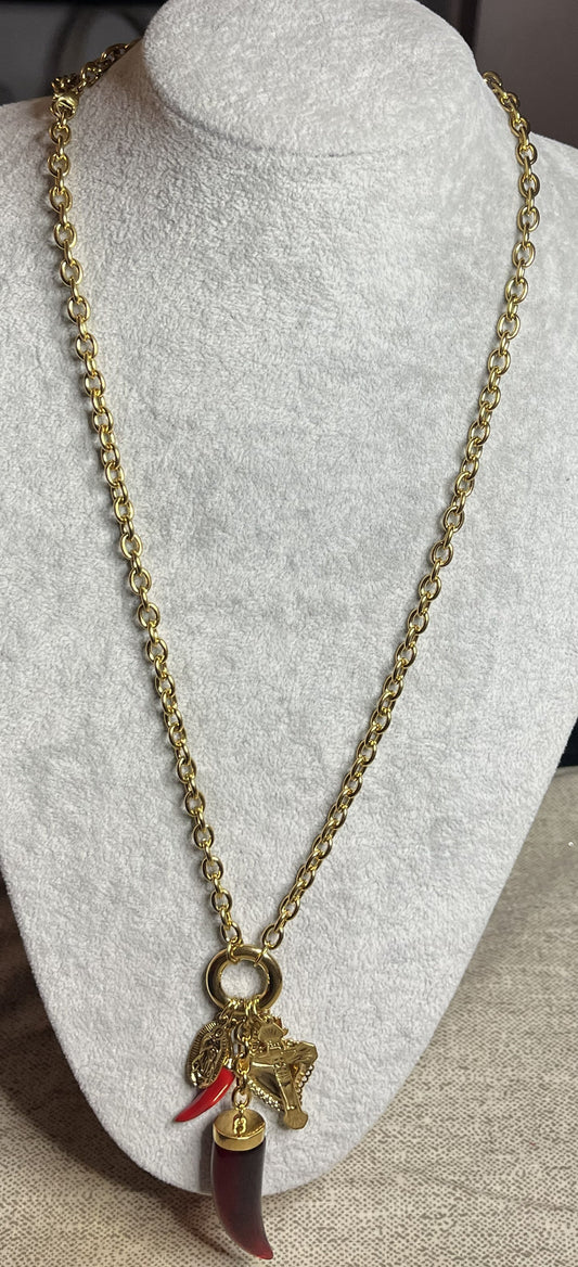 Collana catena grossa placcata oro con cornetto rosso portafortuna