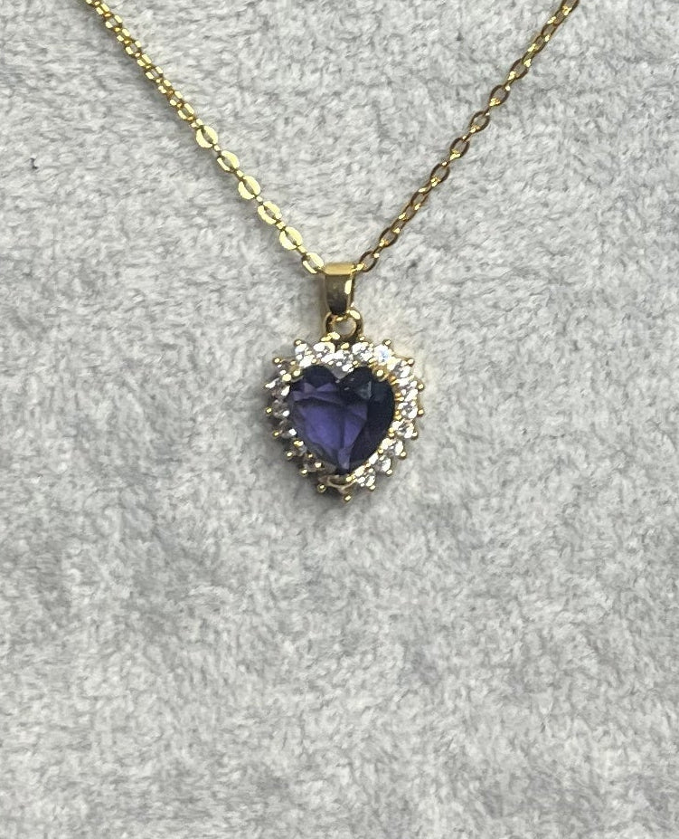 Collana con gemma blu