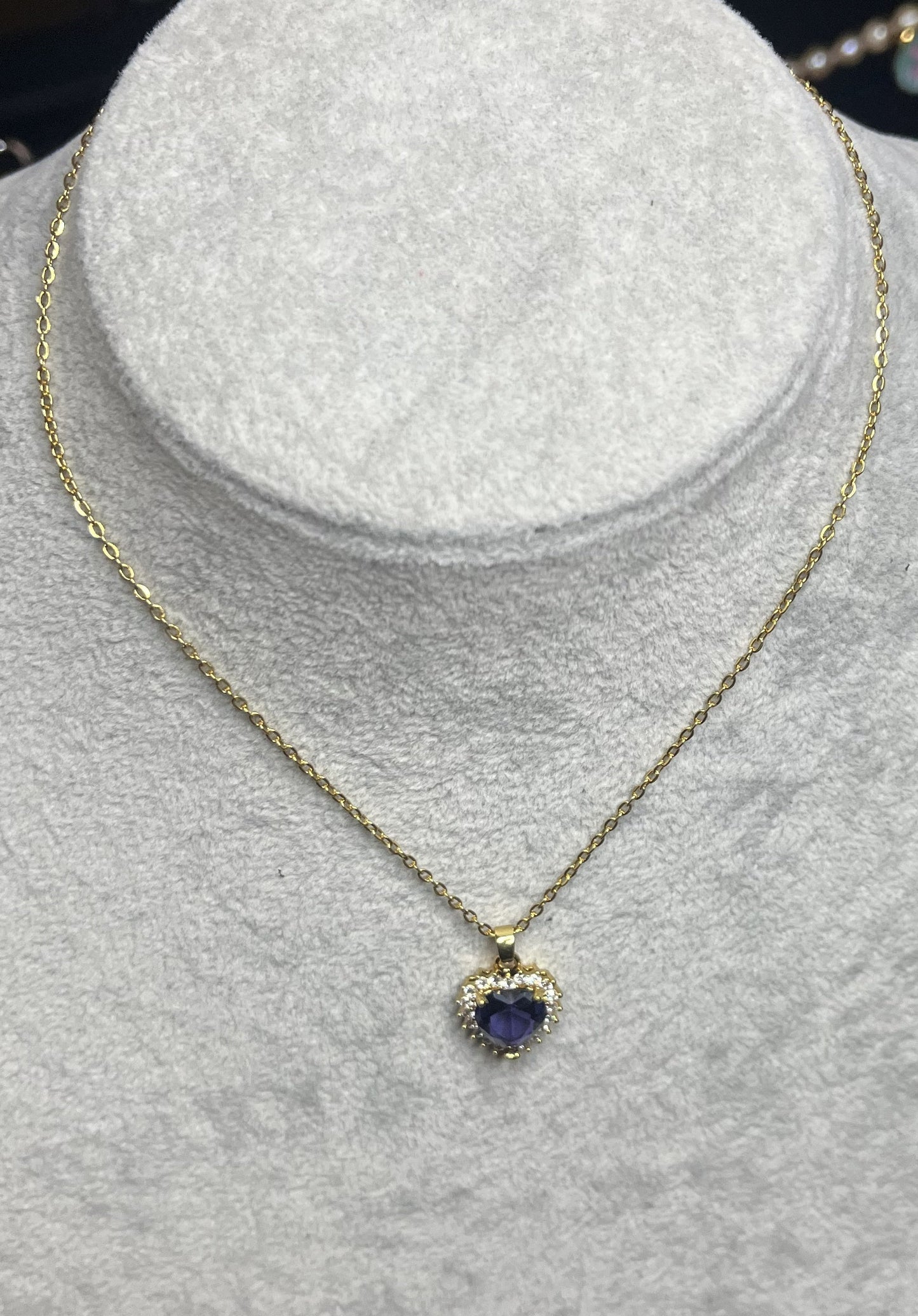 Collana con gemma blu