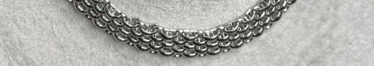 Collana girocollo donna in acciaio inossidabile con tripla catena intrecciata texture metallica placcato argento