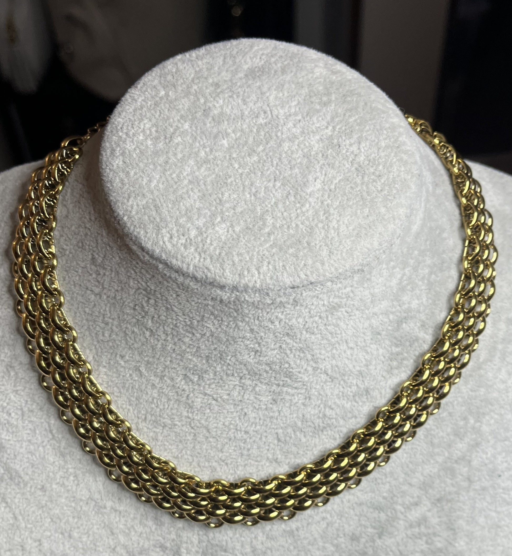 Collana girocollo donna in acciaio inossidabile con tripla catena intrecciata texture metallica placcato oro