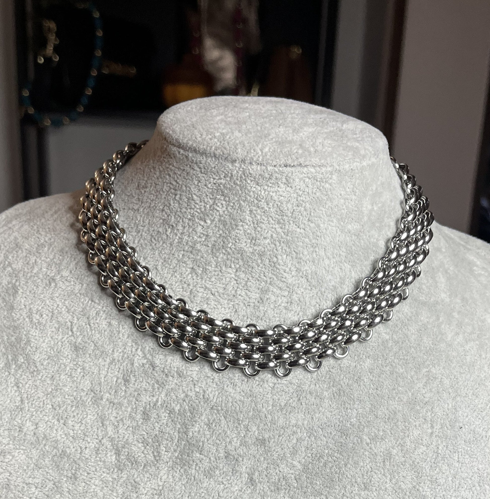 Collana girocollo donna in acciaio inossidabile con tripla catena intrecciata texture metallica placcato argento