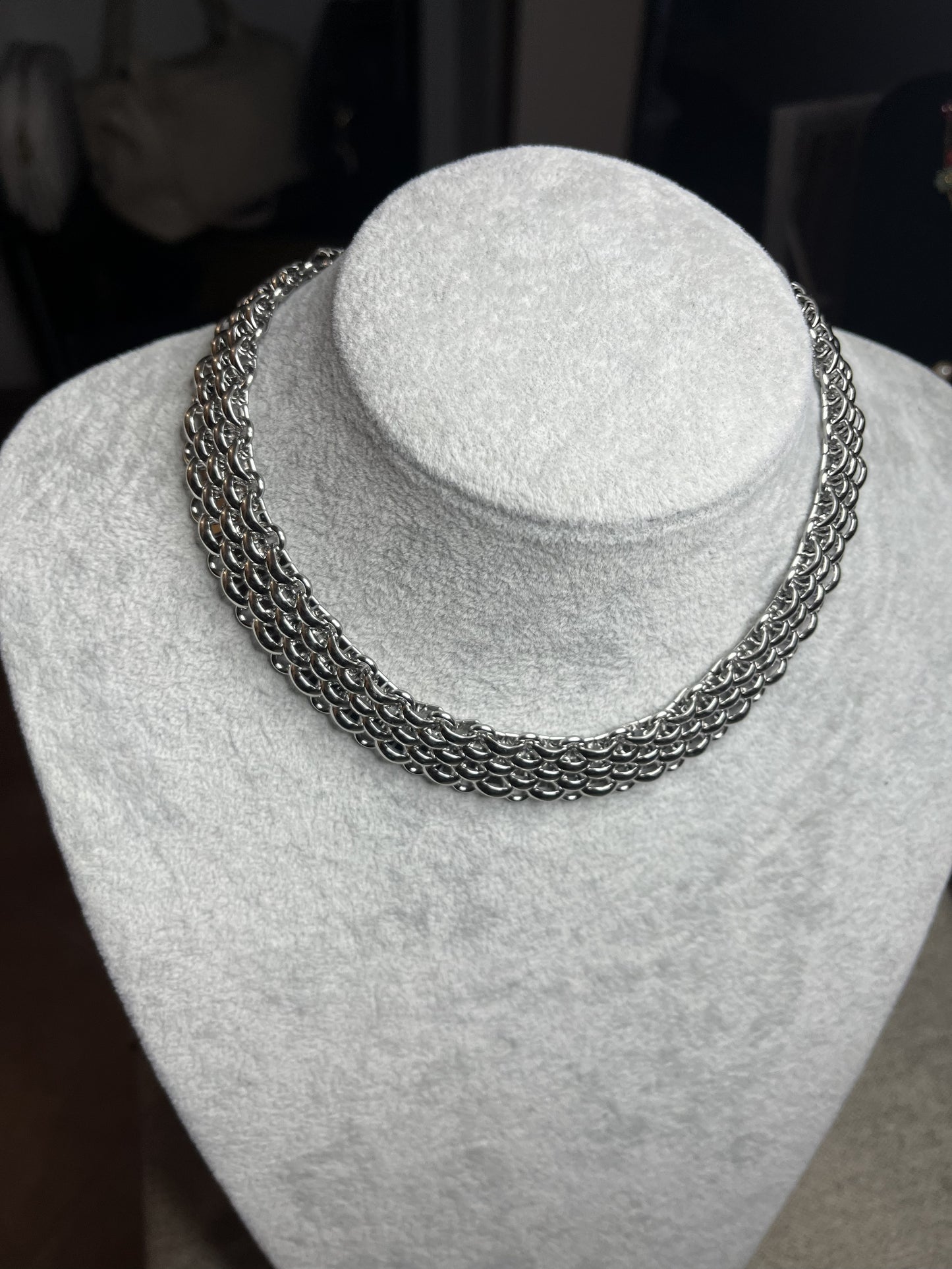 Collana girocollo donna in acciaio inossidabile con tripla catena intrecciata texture metallica placcato argento