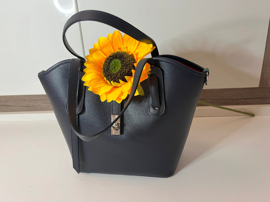Borsa La Parisienne elegante con design raffinato e materiali di qualità