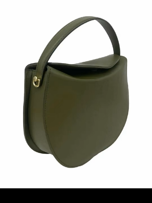 Borsa verde militare a tracolla in stile minimal ed elegante, con chiusura magnetica.