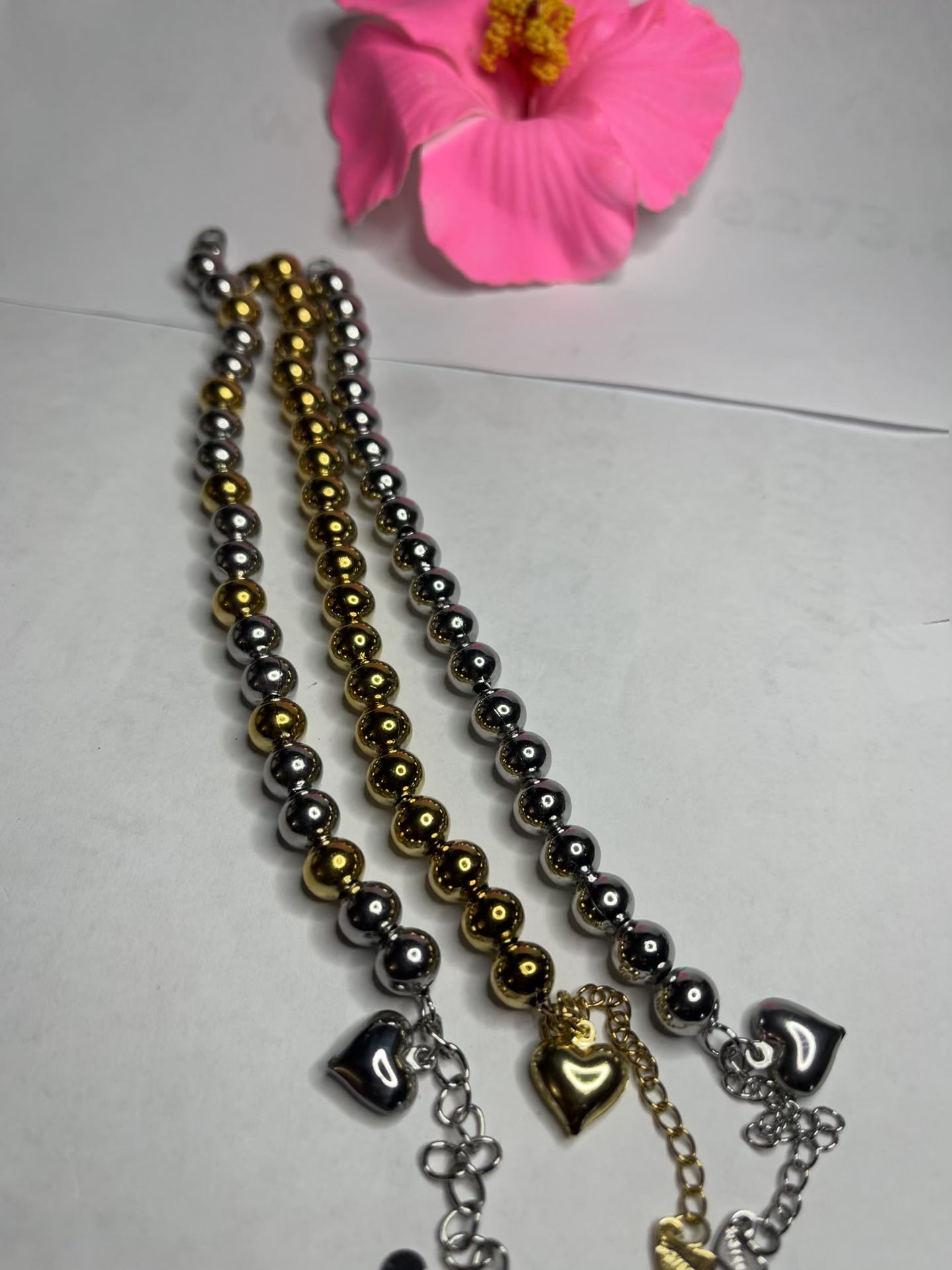 Braccialetti sfera sonagli in tre varianti - oro, argento e bicolore con sfere metalliche da 8mm e lunghezza regolabile 17+5cm